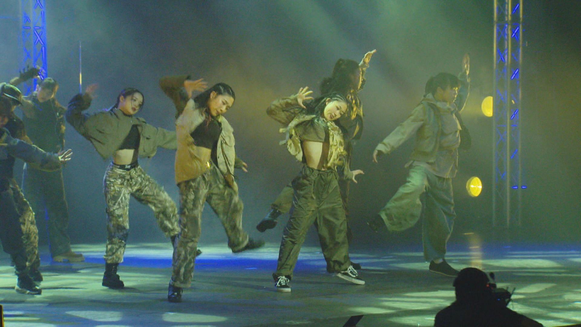 九州最大規模のダンススクール「ＲＵＤＯ　ＦＡＣＴＯＲＹ」設立10周年の発表会