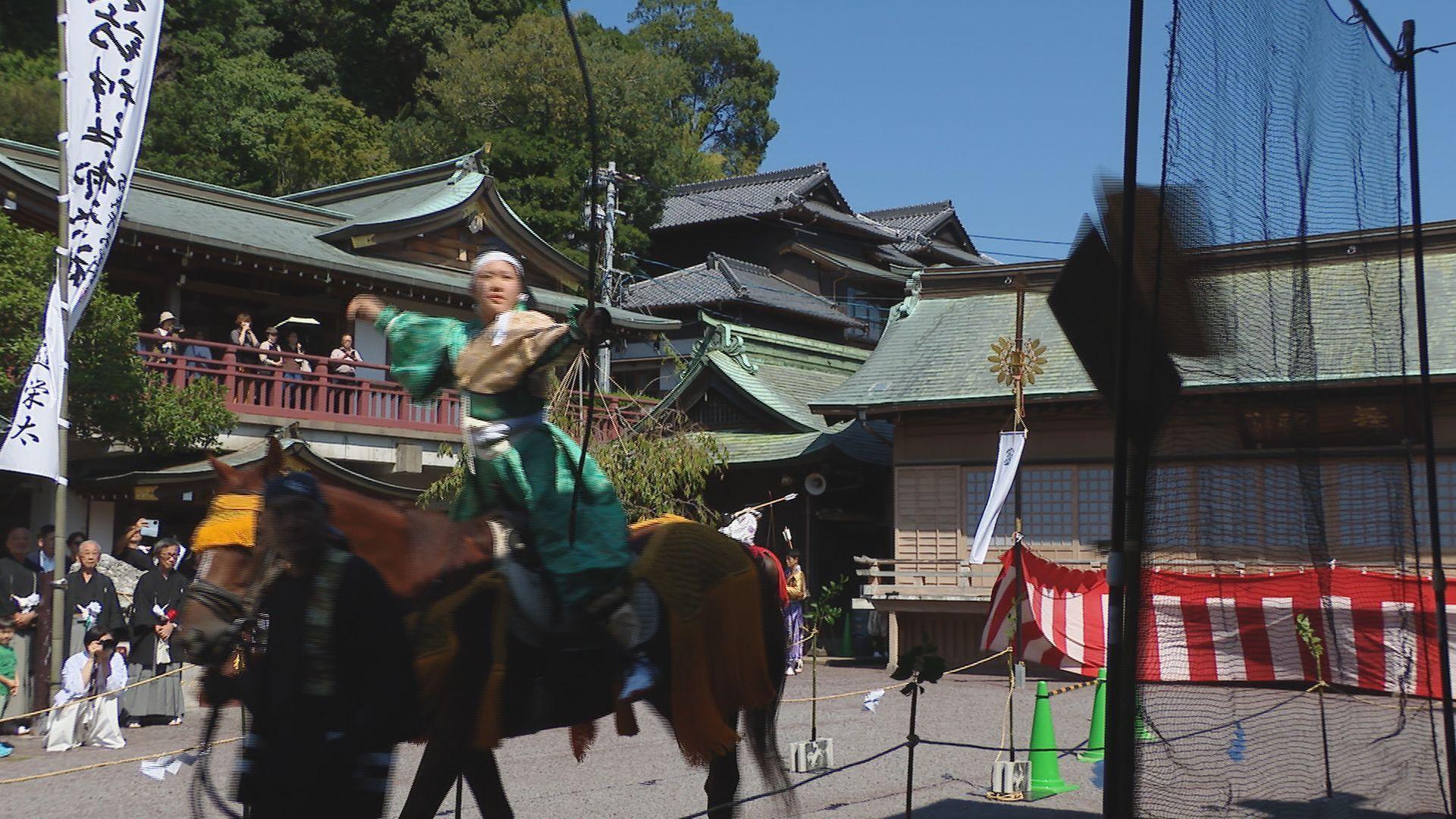 長崎くんちの成功と市民の幸せ祈願「流鏑馬神事」を奉納 「ディープインパクト」が父の馬も登場 