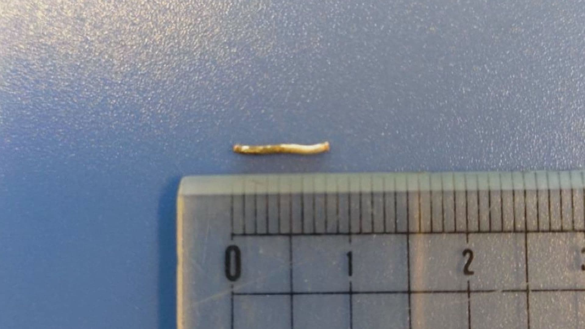 長崎市の学校給食で今年度５回の異物混入　９日には「皿うどん」に長さ９ミリの金属片　