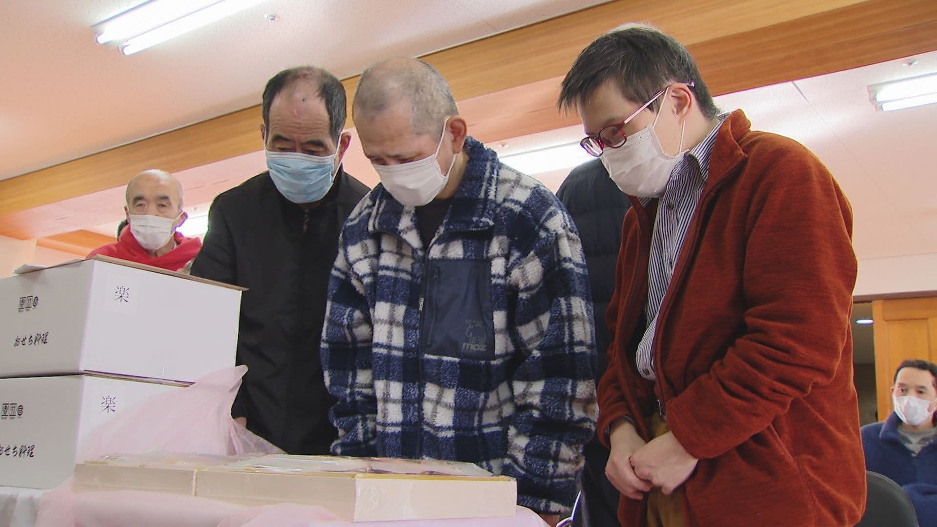 「長崎の水産物の魅力を伝えたい」長崎お節を障がい者支援施設に寄贈