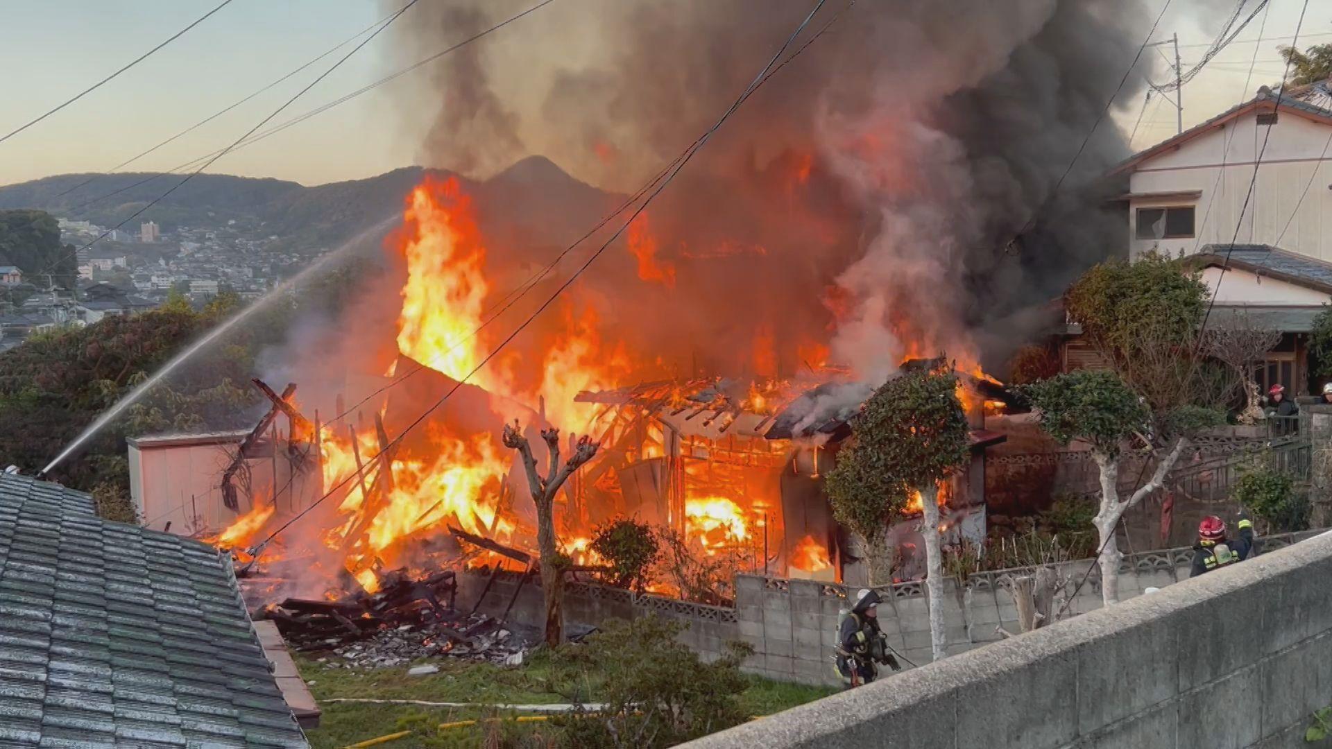 【速報】長崎市風頭町で住宅火災　住民５人は避難し無事　現時点でけが人なし