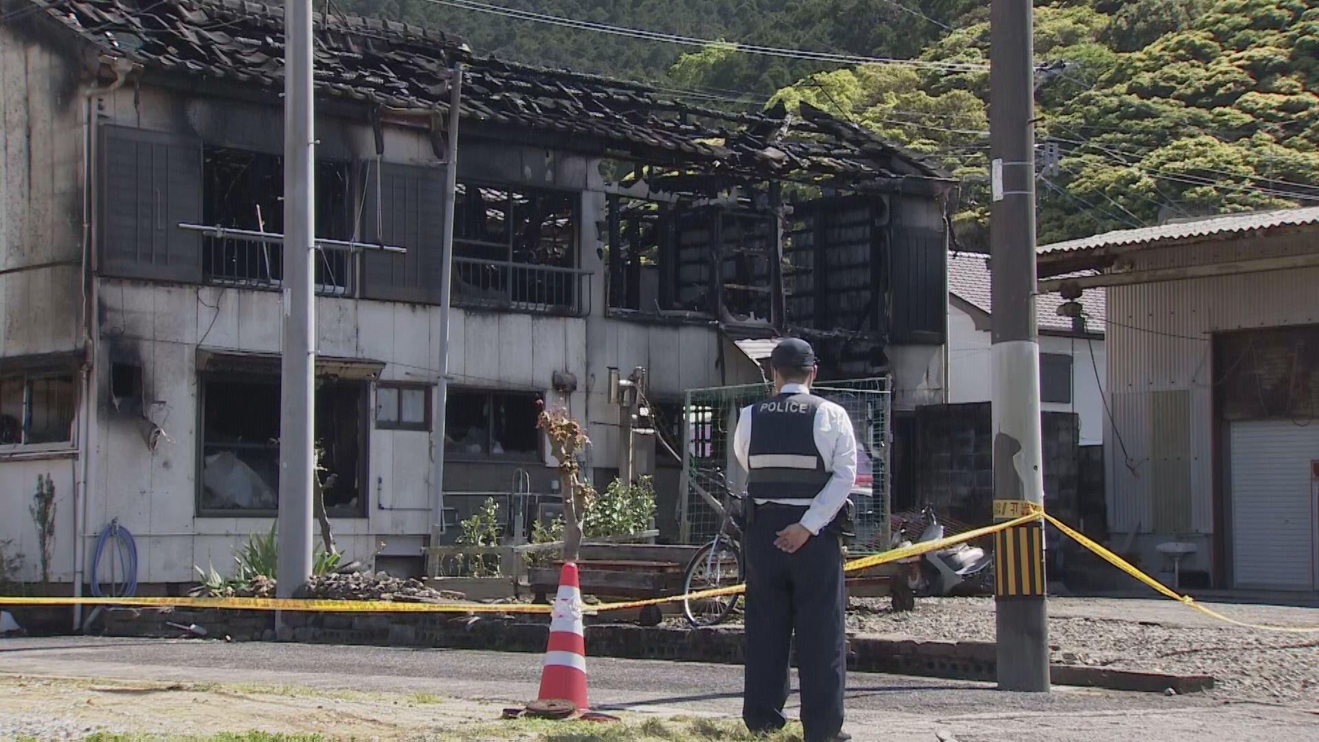 「火事です。放火です」未明に新上五島で住宅2棟が全焼する火災 焼け跡から１遺体見つかる 県警が放火も視野に捜査