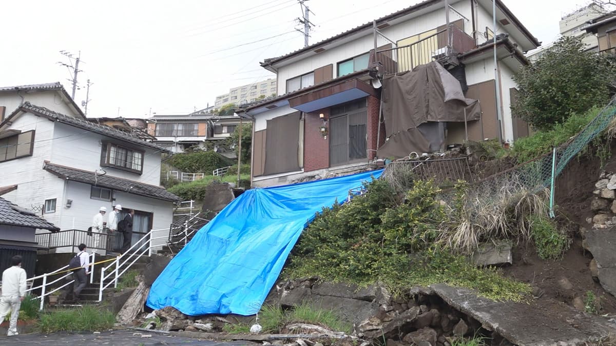 0331西坂町でがけ崩れ